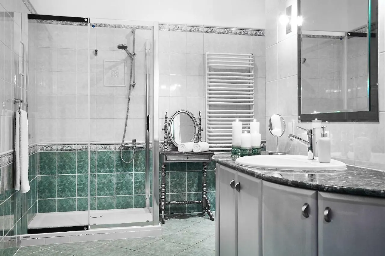Luxury Apartment/Florianska Street Krakow Apartment